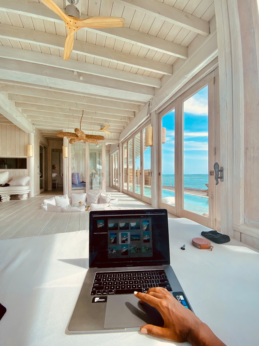 9-5, entrepreneur, office, beach